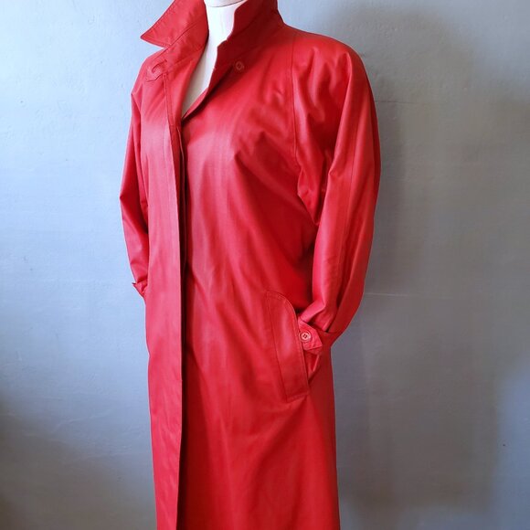 London Fog Wamsutta/ Weatherproof Raincoat/ Fuchsia Overcoat/ 1960's/ Size 6 - Picture 3 of 10